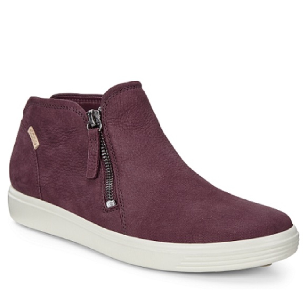 ECCO SOFT 7 DARK plum LOW BOOT sz 37